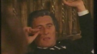 Кими Гренџер е курва секретарка која сака секс